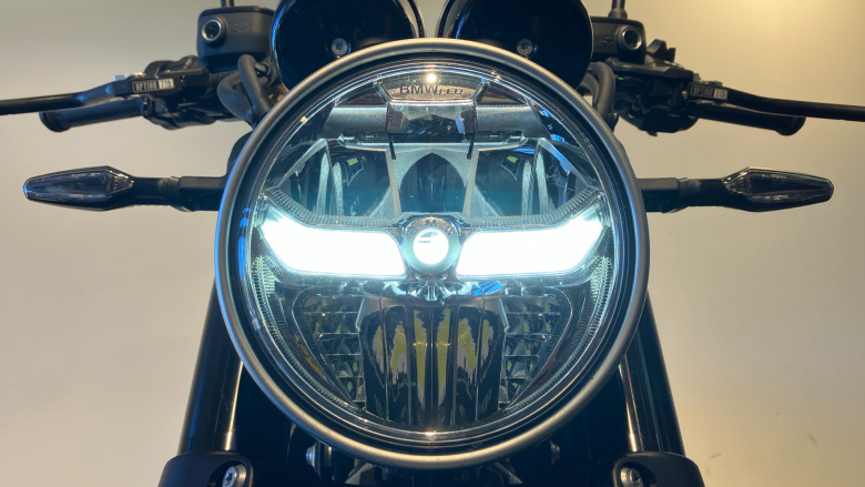 BMW R12 (24MY)